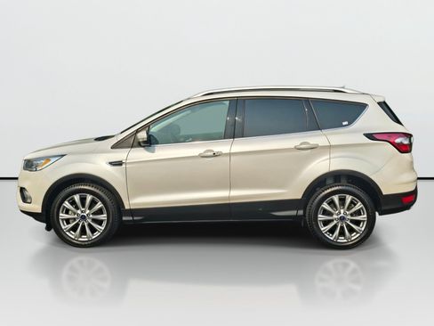 Used 2018 Ford Escape Titanium AWD/4WD image 2