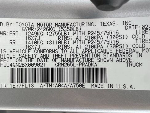 Used 2011 Toyota Tacoma PreRunner image 32