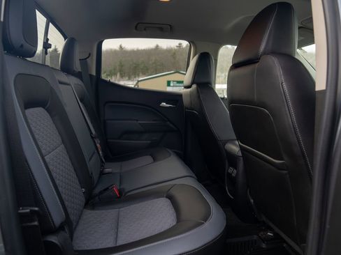 Used 2018 Chevrolet Colorado Z71 image 16