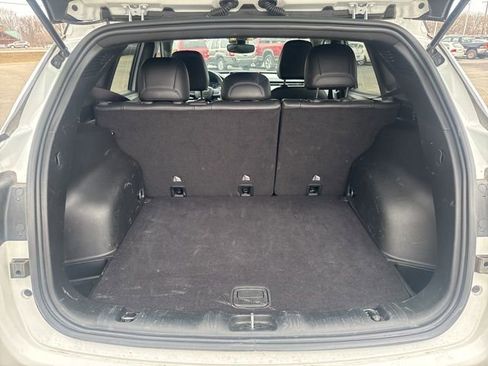 Used 2025 Jeep Compass Limited image 9