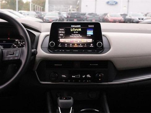 Certified 2024 Nissan Rogue SV image 51