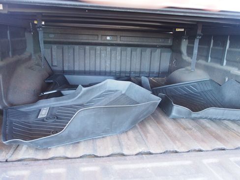 Used 2016 GMC Canyon SLE w/ SLE Convenience Package image 7