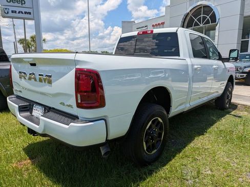 New 2025 RAM 3500 Laramie AWD/4WD image 4