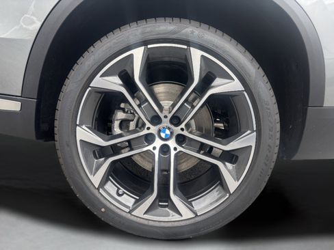 Used 2026 BMW X5 xDrive40i w/ Premium Package AWD/4WD image 35
