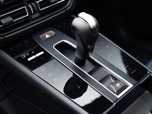 New 2026 Porsche Macan S image 30