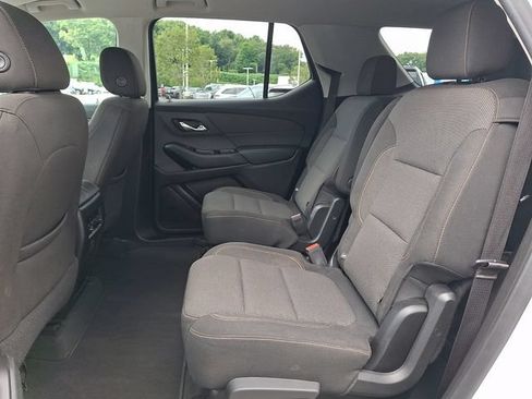 Used 2019 Chevrolet Traverse LT AWD/4WD image 17