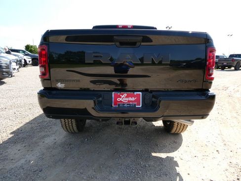 New 2026 RAM 2500 Big Horn AWD/4WD image 5