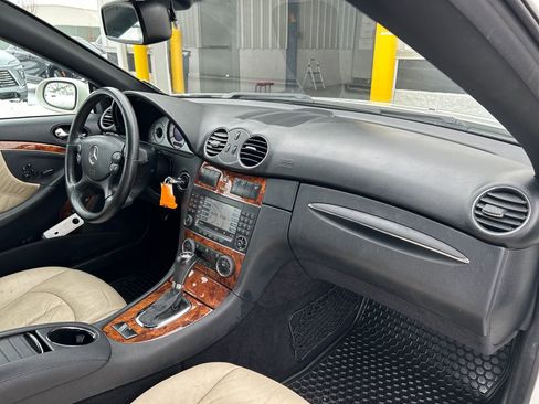 Used 2008 Mercedes-Benz CLK 350 Cabriolet image 29