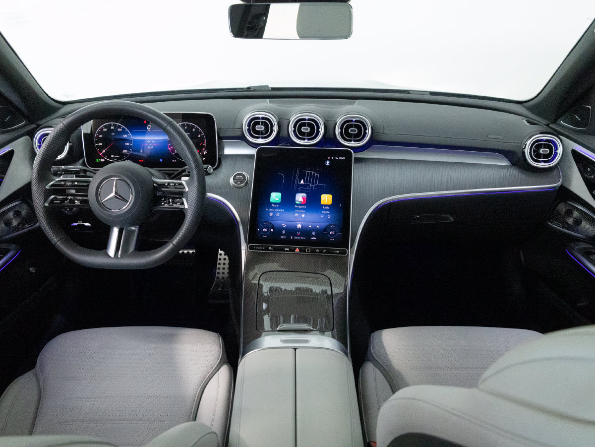 Used 2026 Mercedes-Benz C 300 4MATIC Sedan image 4