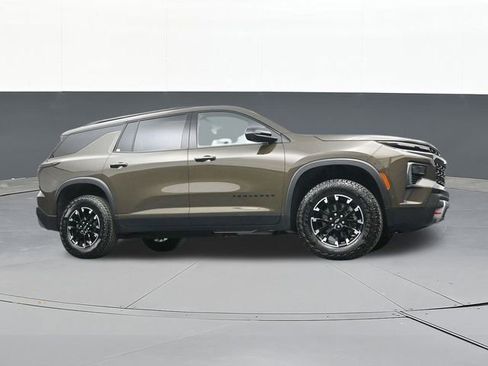 Used 2024 Chevrolet Traverse Z71 w/ Enhanced Driving Package image 53