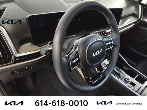 Certified 2024 Kia Sorento S w/ Panoramic Sunroof Package AWD/4WD image 17