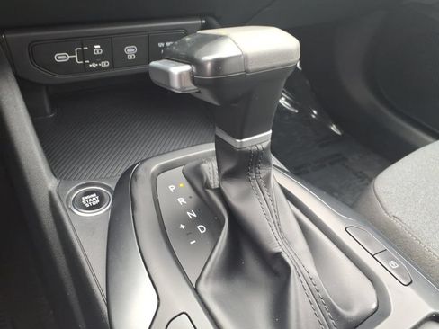 Used 2025 Kia K4 FWD image 21