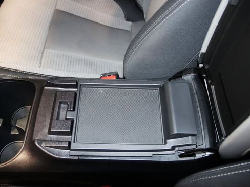 Used 2024 Subaru Outback Premium AWD/4WD image 43
