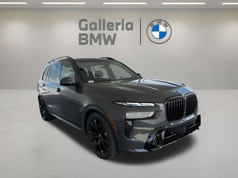 Used 2026 BMW X7 xDrive40i w/ M Sport Package AWD/4WD image 4
