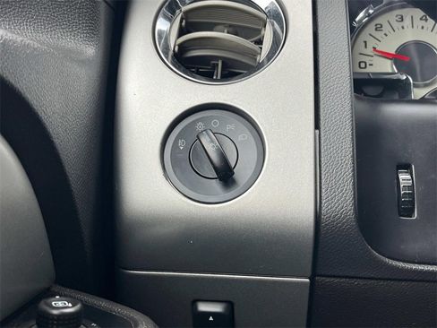 Used 2013 Ford Expedition EL Limited image 41