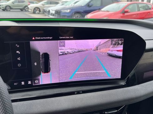 Certified 2025 Audi SQ6 e-tron Prestige w/ Black Optic Package image 30