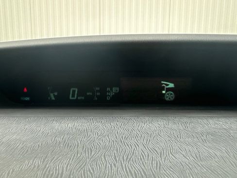Used 2010 Toyota Prius Two FWD image 38