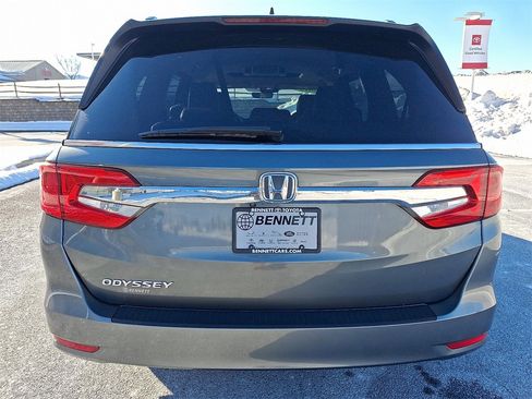 Used 2018 Honda Odyssey EX-L image 9