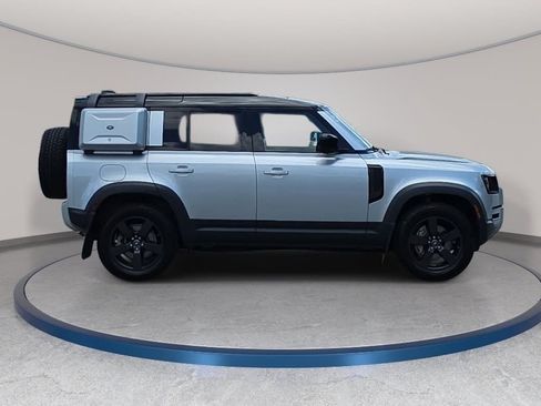 Used 2020 Land Rover Defender 110 First Edition AWD/4WD image 4