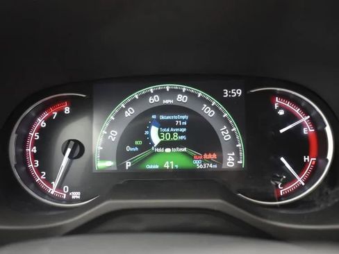 Used 2024 Toyota RAV4 LE image 27