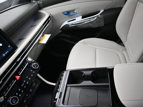 New 2026 Hyundai Tucson Limited AWD/4WD image 19