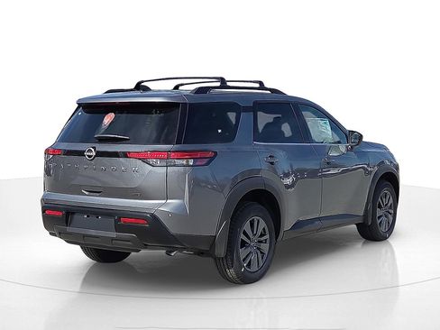 New 2026 Nissan Pathfinder SV image 5