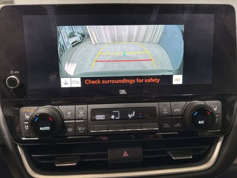 Certified 2024 Toyota Grand Highlander AWD image 12