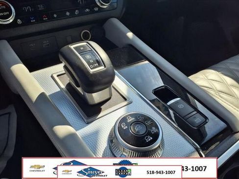 Used 2024 Mitsubishi Outlander SEL AWD/4WD image 22