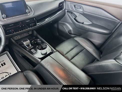 Certified 2022 Nissan Rogue SL AWD/4WD image 23