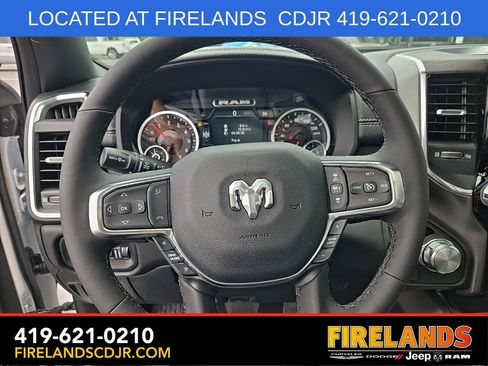 New 2026 RAM 1500 Laramie AWD/4WD image 16