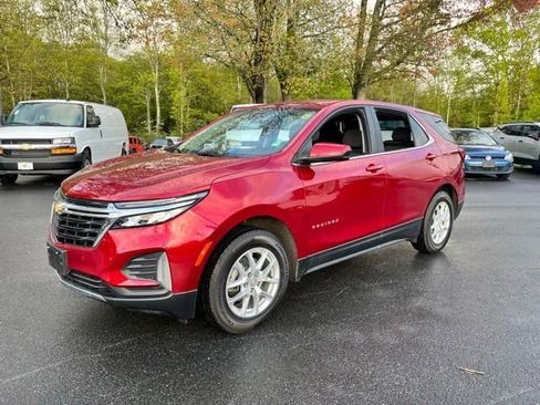 Used 2023 Chevrolet Equinox LT AWD/4WD image 2