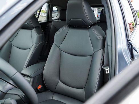 New 2026 Toyota Corolla Cross XLE w/ Convenience Package AWD/4WD image 16