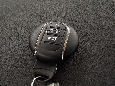 Used 2024 MINI Cooper S image 17