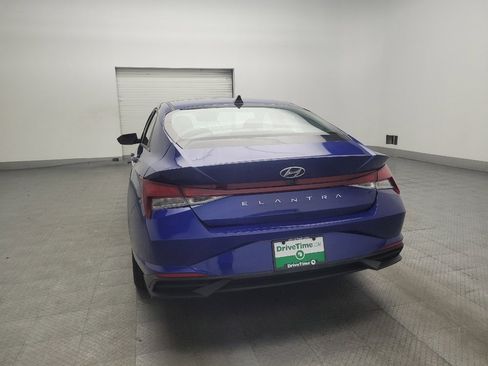 Used 2021 Hyundai Elantra SEL FWD image 6