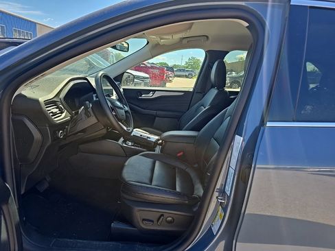 Used 2025 Ford Escape Platinum AWD/4WD image 11