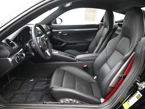 Used 2024 Porsche 718 Cayman GTS image 7