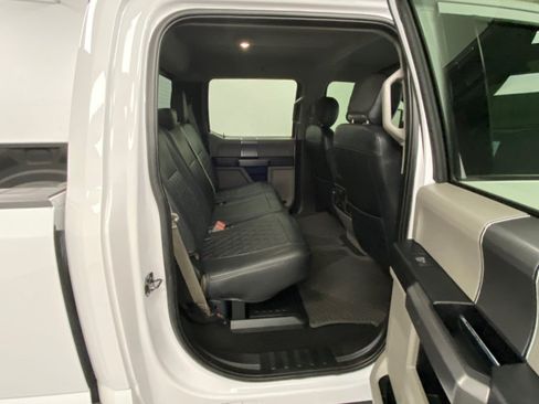 Used 2019 Ford F250 XLT w/ XLT Premium Package AWD/4WD image 36