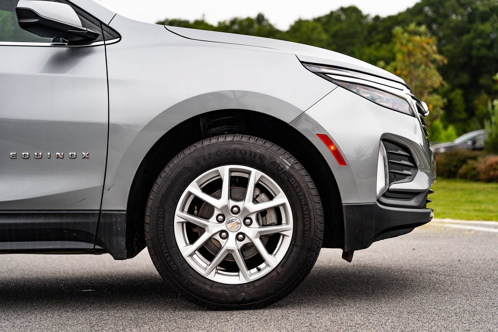 Used 2024 Chevrolet Equinox LT w/ Driver Convenience Package FWD image 9