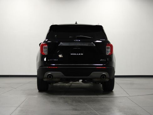 Used 2022 Ford Explorer Limited AWD/4WD image 5