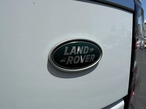 Used 2018 Land Rover Range Rover Supercharged AWD/4WD image 32