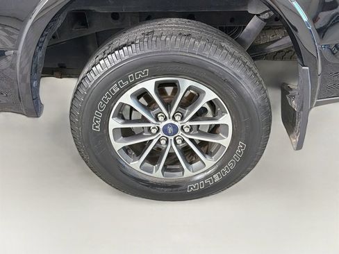 Used 2018 Ford F150 Lariat w/ Equipment Group 501A Mid AWD/4WD image 31