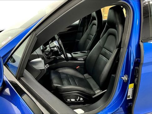 Used 2018 Porsche Panamera 4S image 33