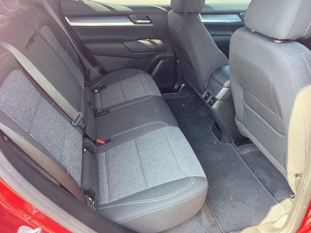 Used 2025 GMC Terrain Elevation AWD/4WD image 15