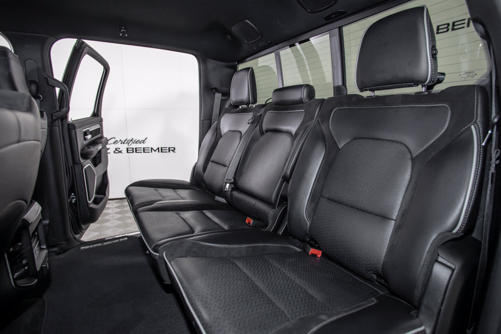 Used 2021 RAM 1500 Laramie w/ Sport Appearance Package AWD/4WD image 14
