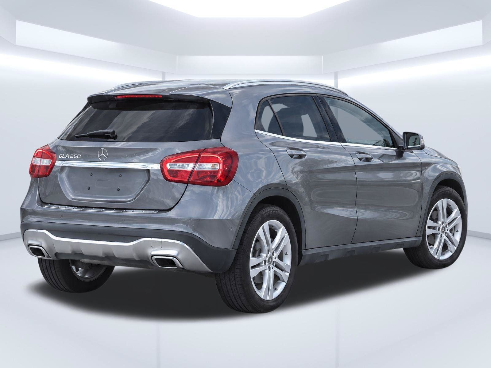 Used 2018 Mercedes-Benz GLA 250 image 8