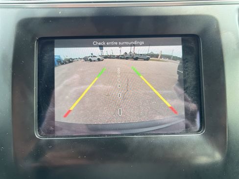 Used 2021 Jeep Cherokee Latitude image 16