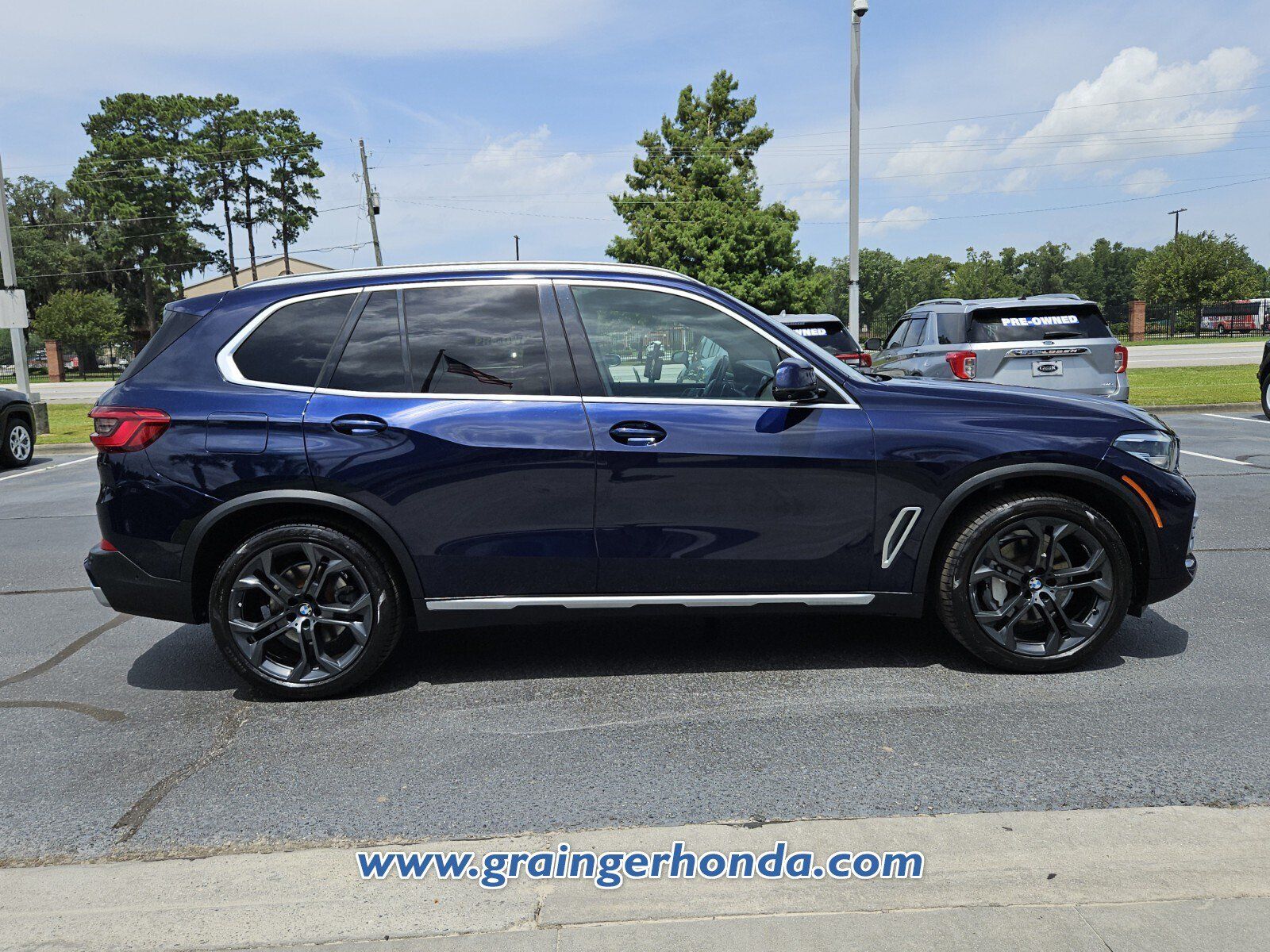Used 2019 BMW X5 xDrive40i w/ Convenience Package AWD/4WD image 6