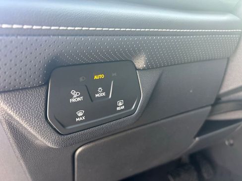 New 2026 Volkswagen Atlas SE image 54