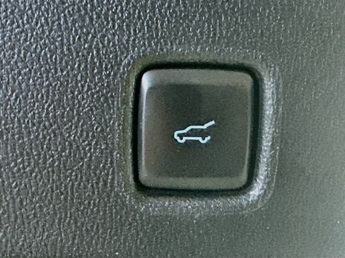 Used 2021 Ford Escape SEL w/ Technology Package FWD image 28