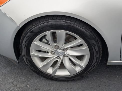 Used 2016 Buick Regal FWD image 22